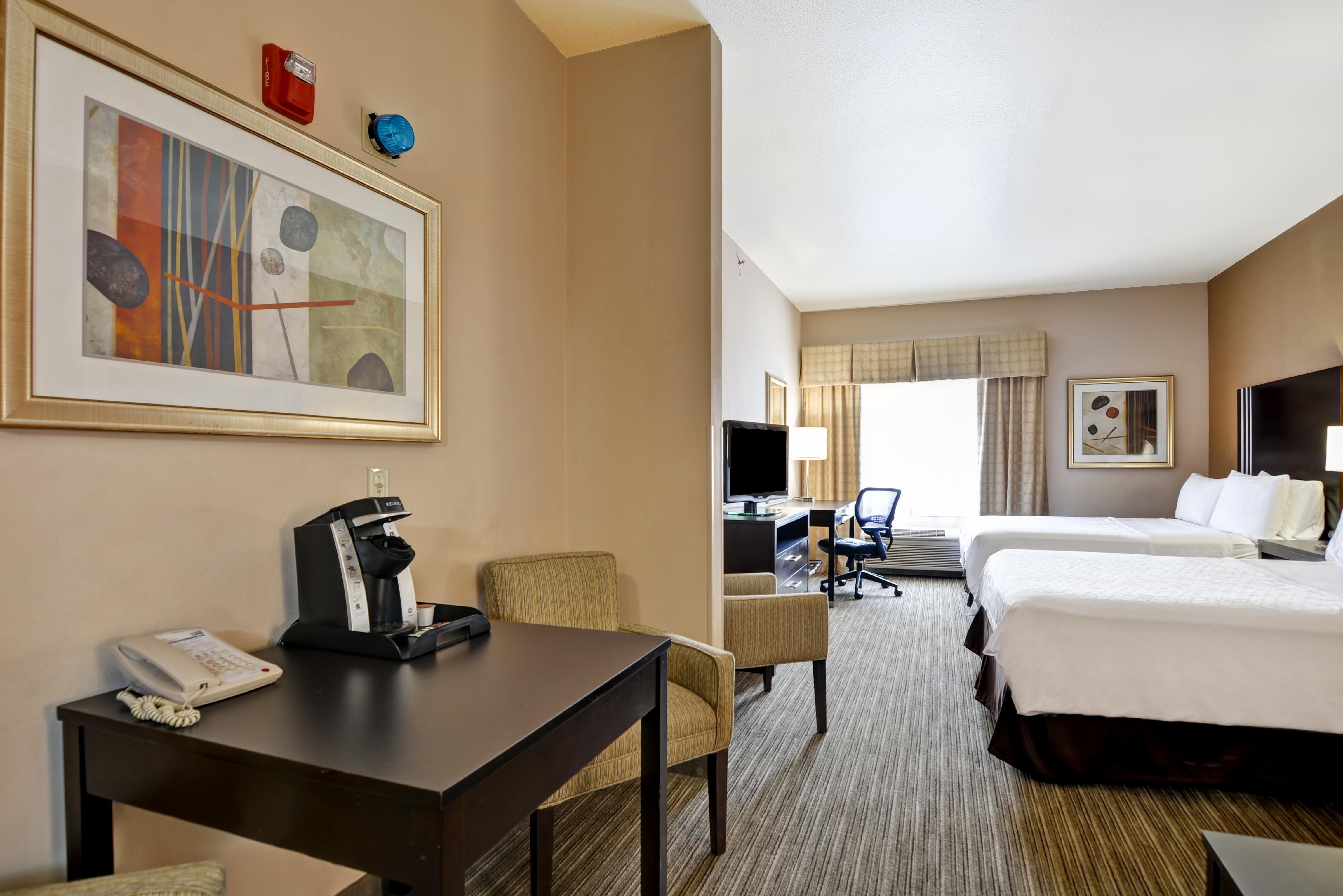 Holiday Inn Express Hotel & Suites Milwaukee-New Berlin By Ihg מראה חיצוני תמונה