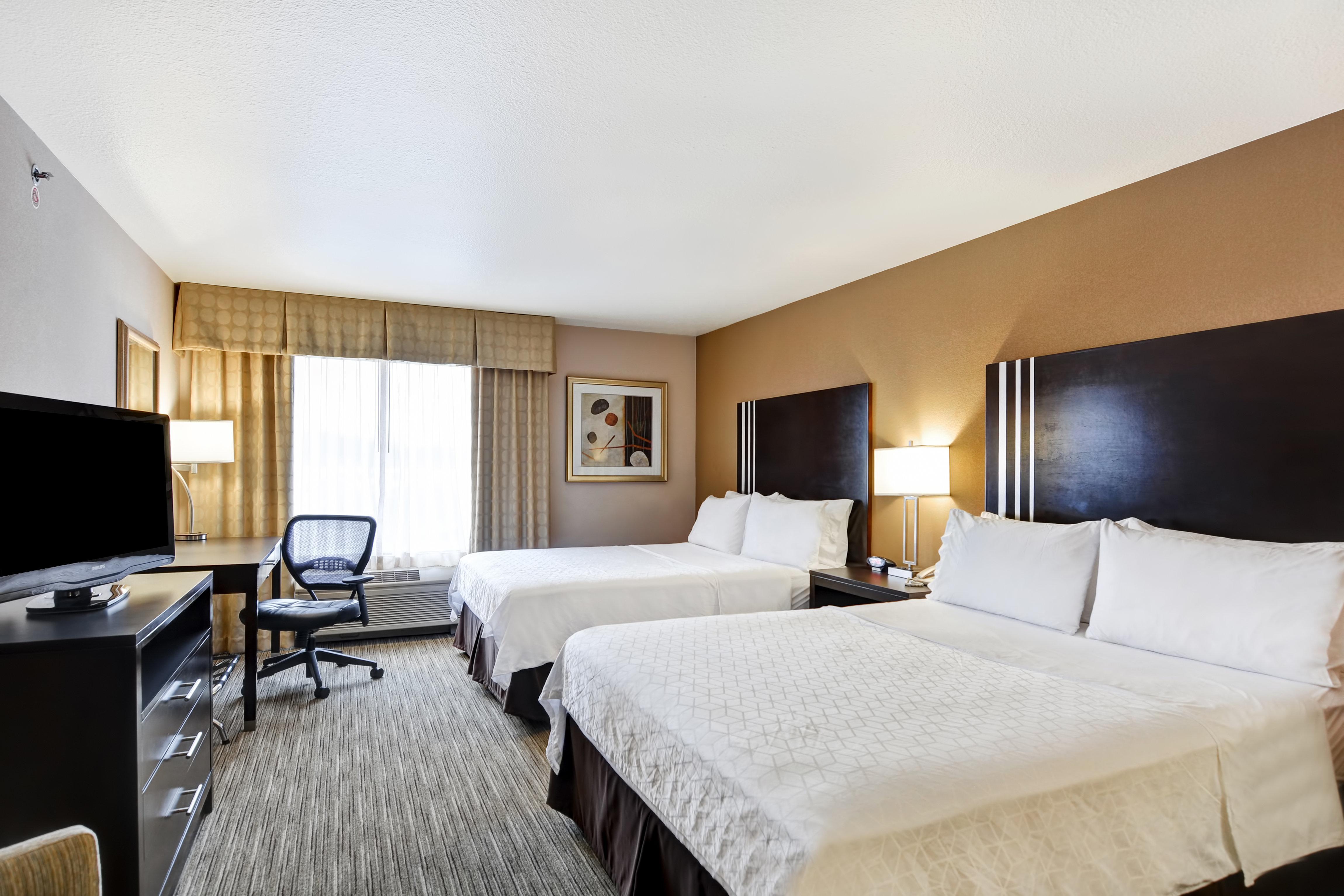 Holiday Inn Express Hotel & Suites Milwaukee-New Berlin By Ihg מראה חיצוני תמונה