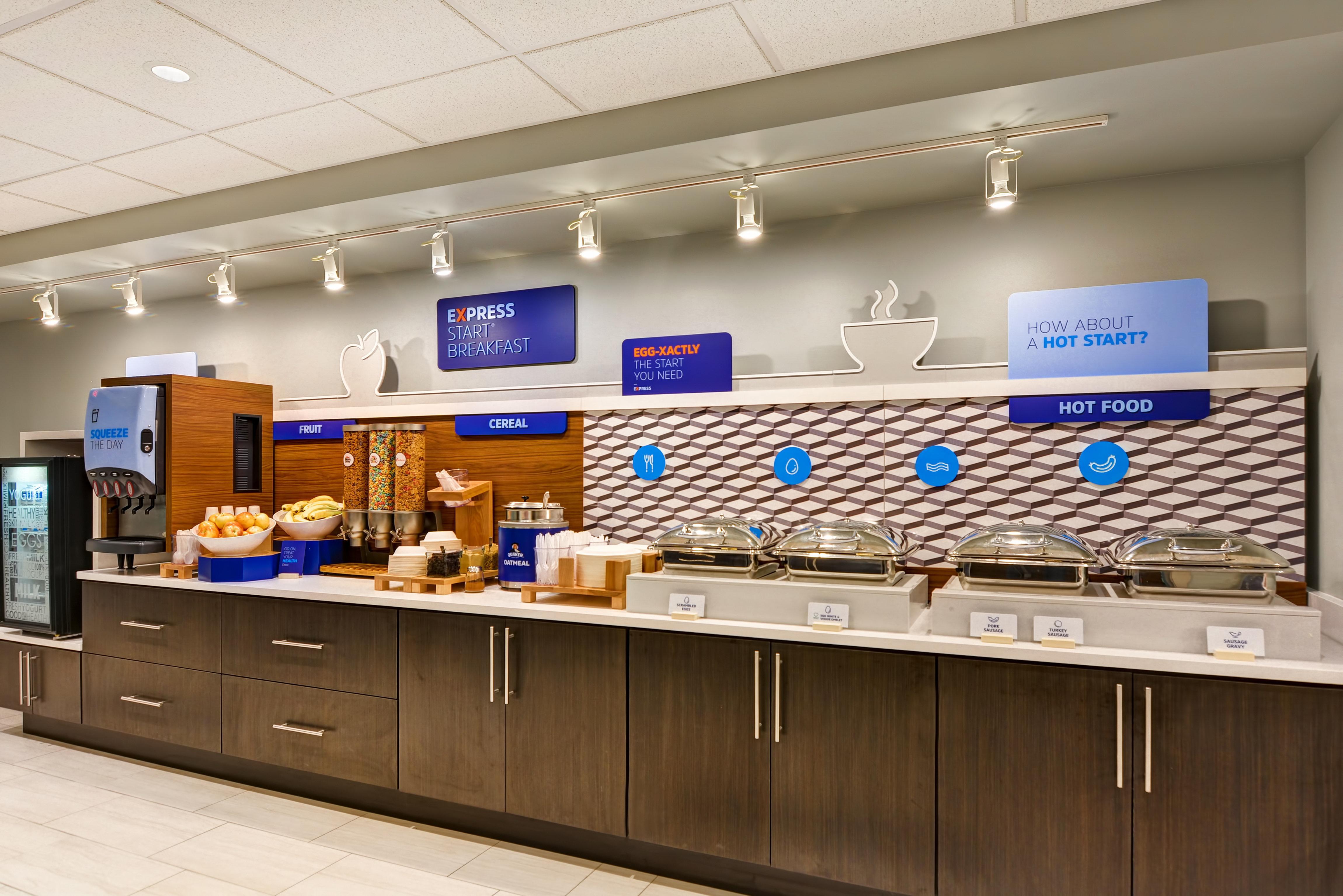 Holiday Inn Express Hotel & Suites Milwaukee-New Berlin By Ihg מראה חיצוני תמונה