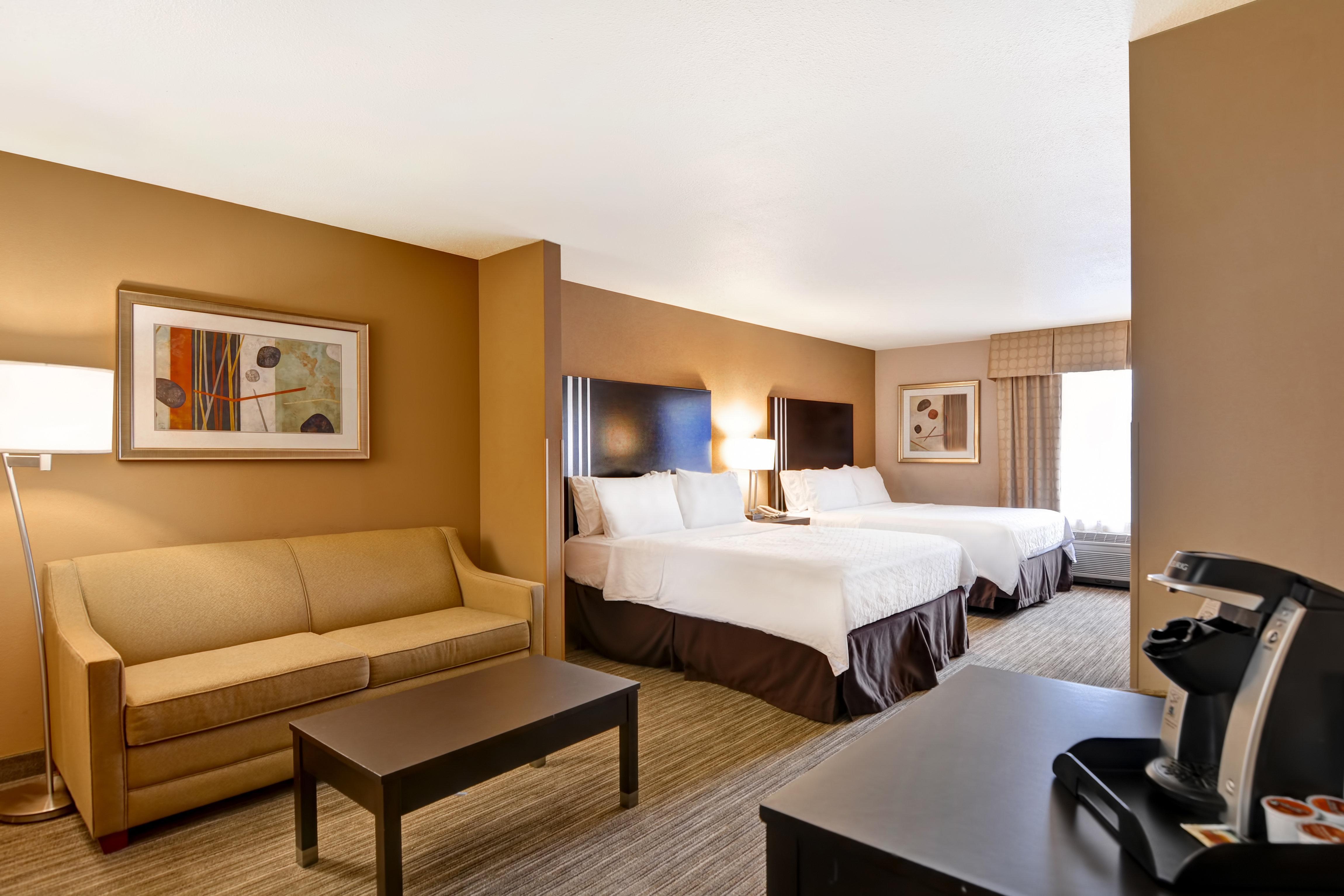 Holiday Inn Express Hotel & Suites Milwaukee-New Berlin By Ihg מראה חיצוני תמונה