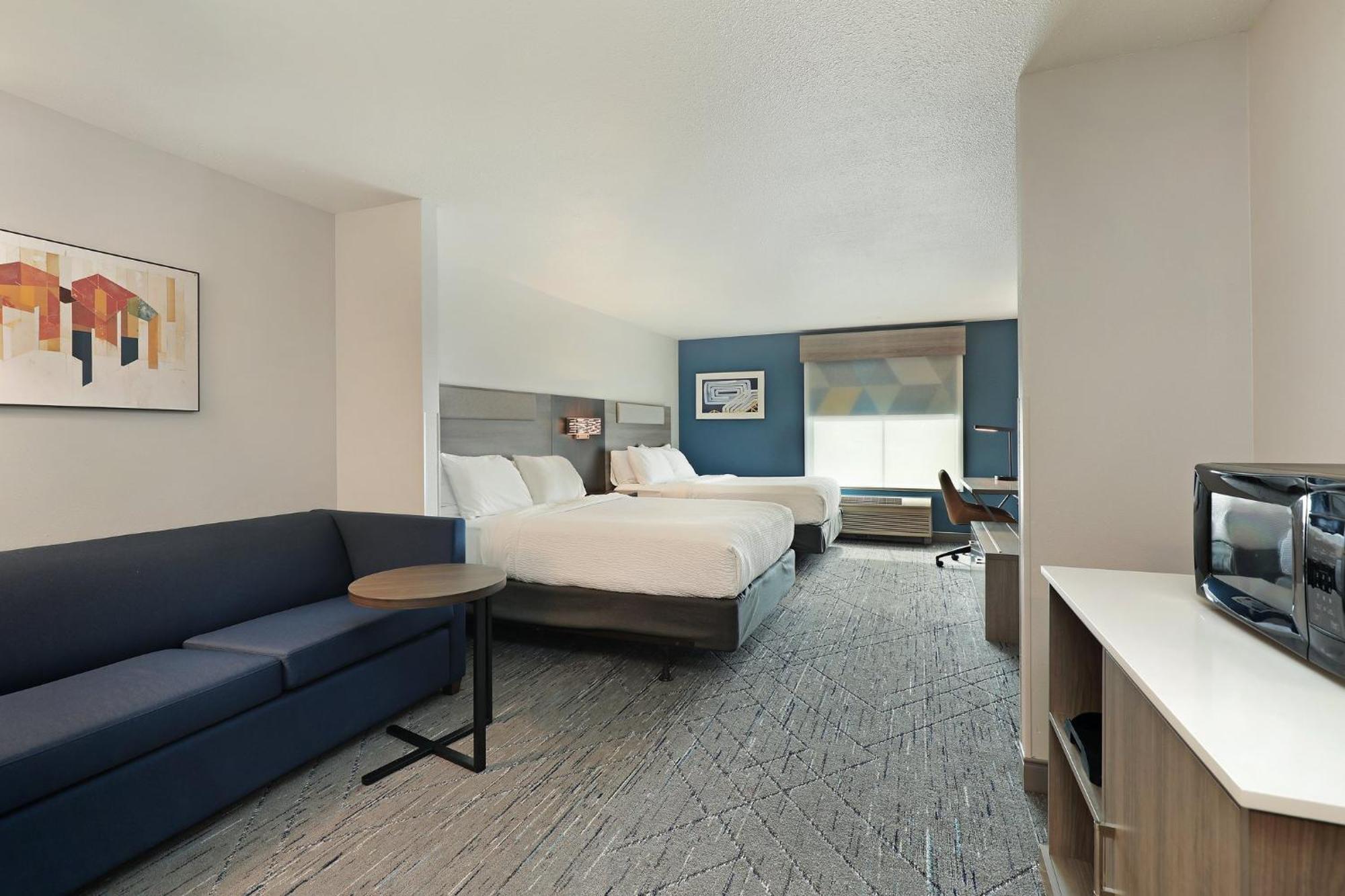 Holiday Inn Express Hotel & Suites Milwaukee-New Berlin By Ihg מראה חיצוני תמונה