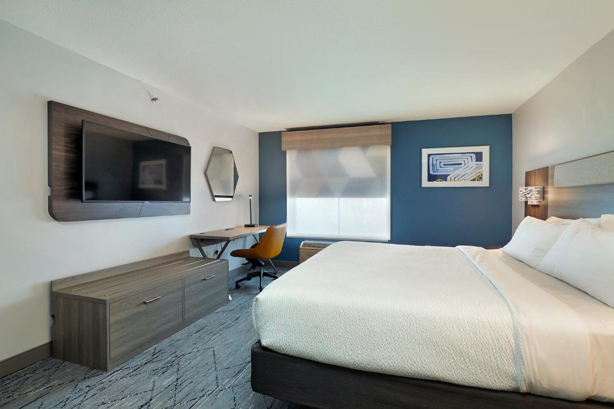 Holiday Inn Express Hotel & Suites Milwaukee-New Berlin By Ihg מראה חיצוני תמונה